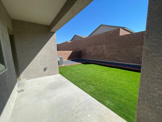 Foto del edificio - Mountain Hawk Estates