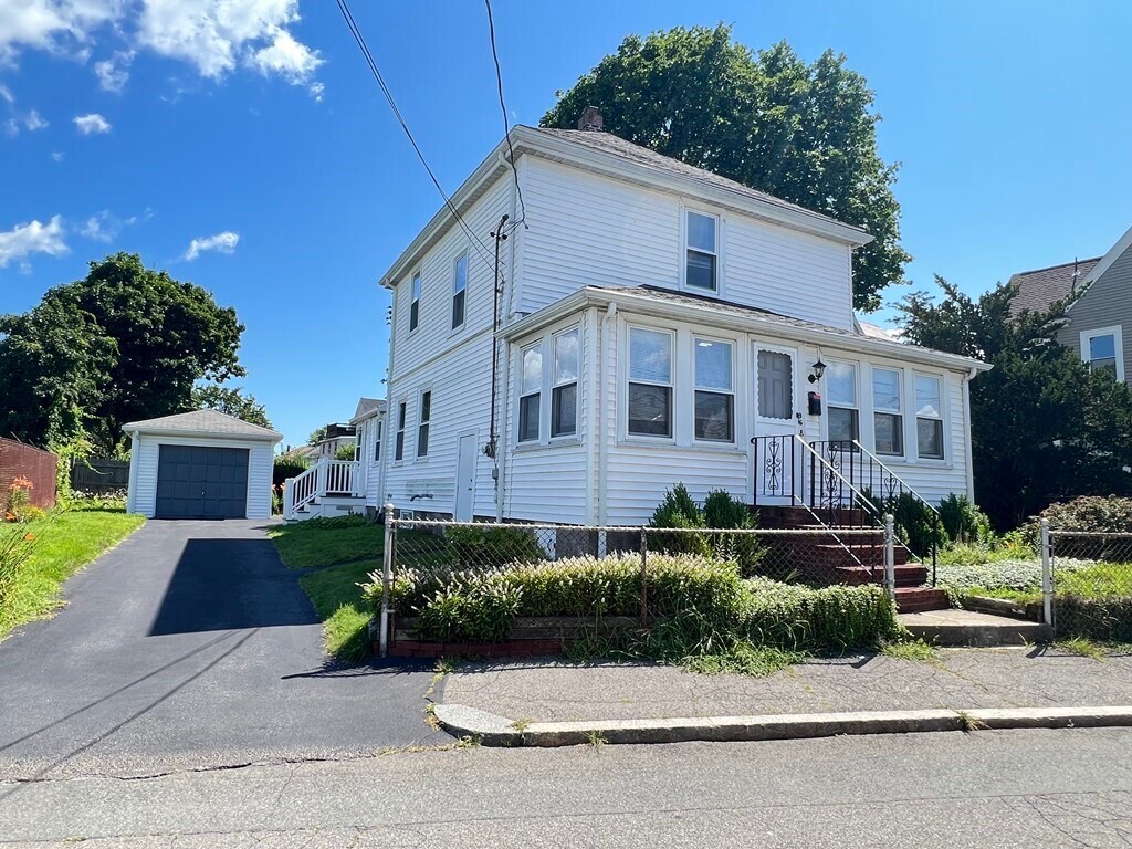 Primary Photo - 36 Birch St
