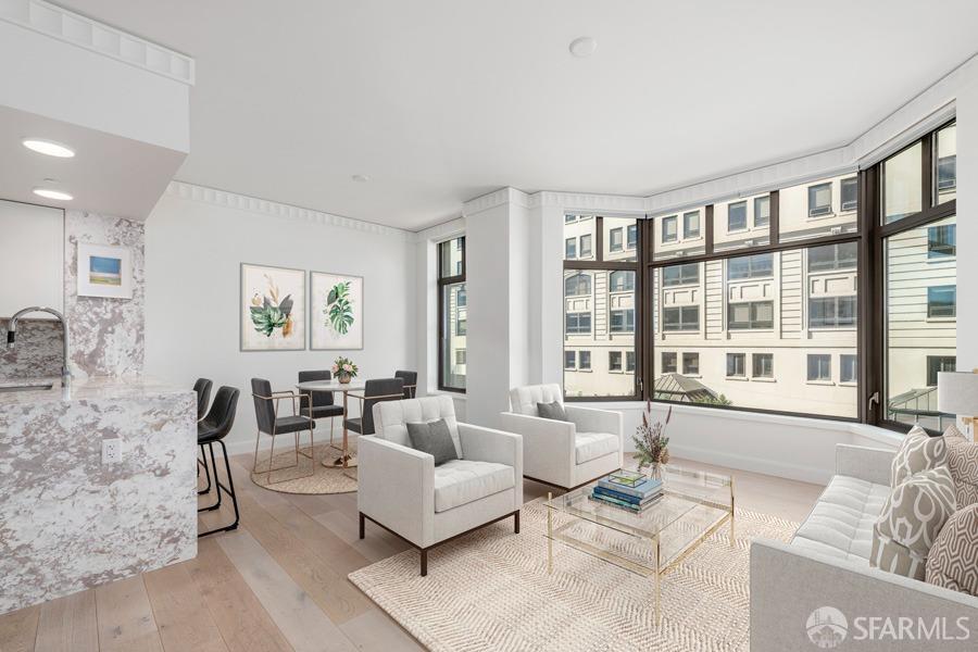 Foto principal - 875 California St