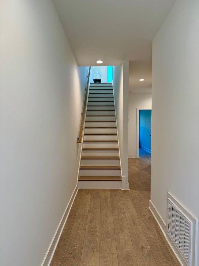 Foto del edificio - 621 Walnut Hts Dr