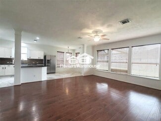 Building Photo - 18819 Knobby Oaks Pl