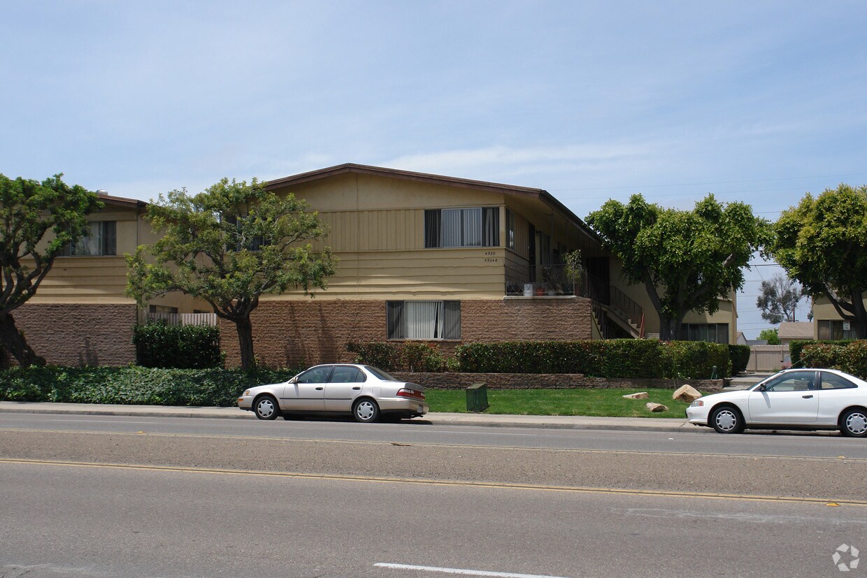 Foto del edificio - 4520-4524 Clairemont Dr