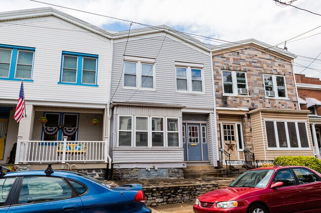 Foto del edificio - 916 Lititz Ave
