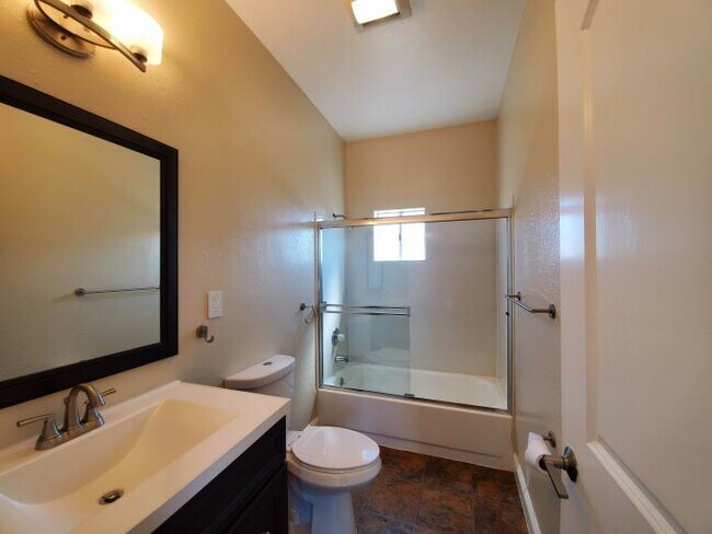 Foto del edificio - 2 bedroom in San Francisco CA 94110