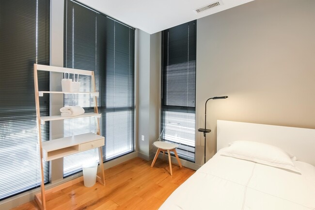 Building Photo - 448 K St NW