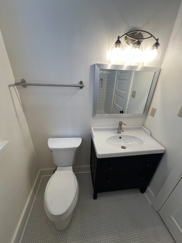 Foto del edificio - 516 E 8th St