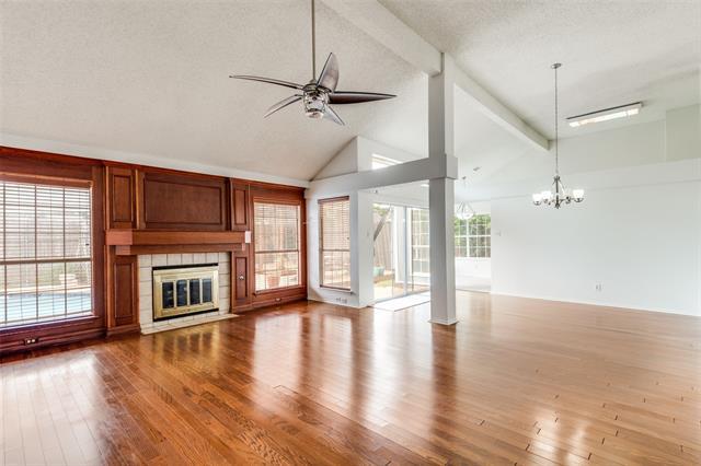 Foto del edificio - 8110 Regatta Dr