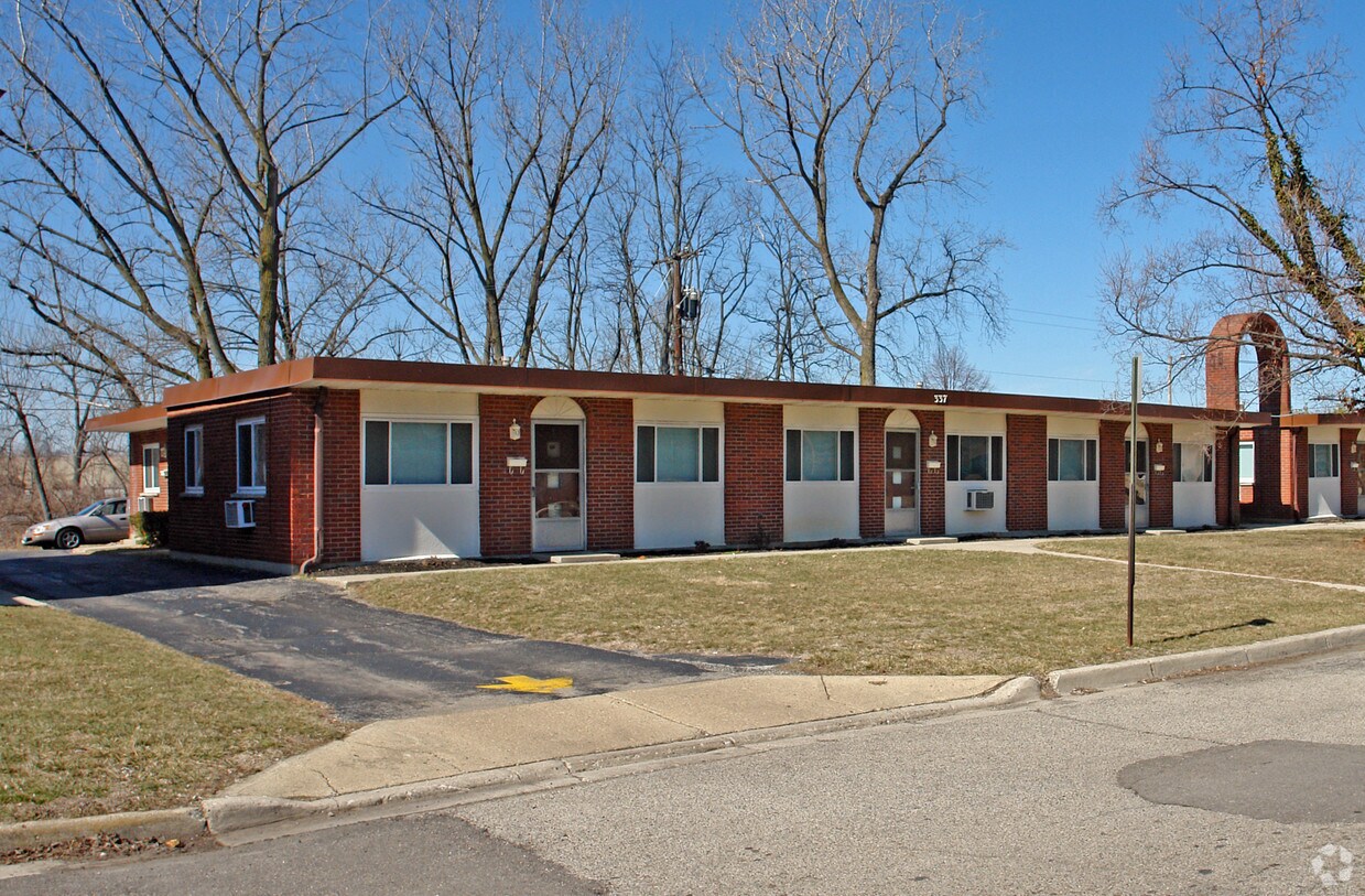 Primary Photo - 337 Firwood Dr
