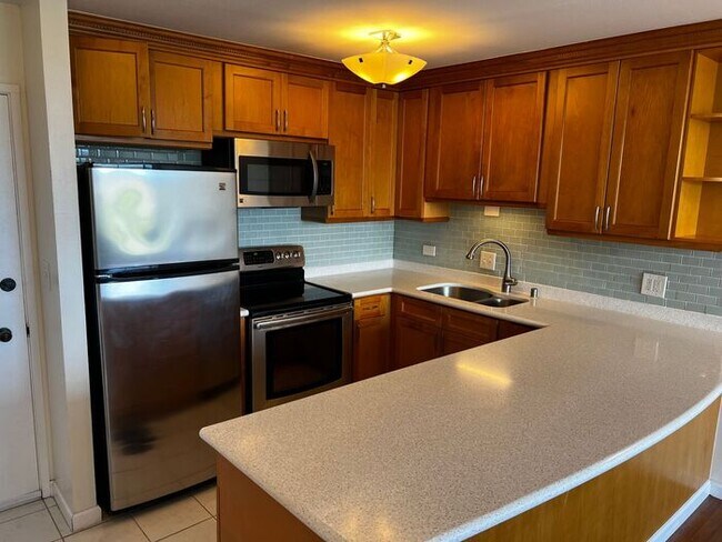 Foto del edificio - Harbor Ridge 1 bedroom, 1 bathroom, 1 park...