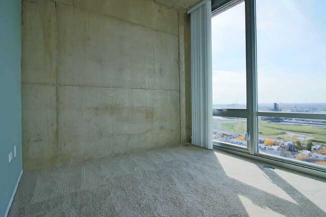 Foto del edificio - 1443 S State St