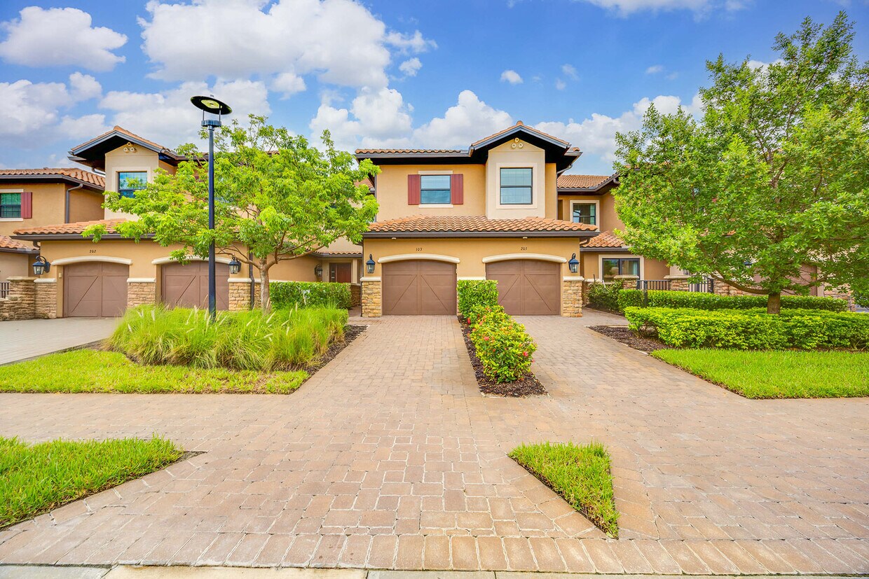 Foto principal - 15256 Zeno Wy
