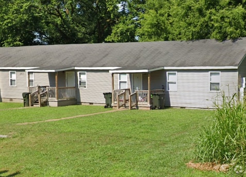 Building Photo - 202 Zierdt Rd