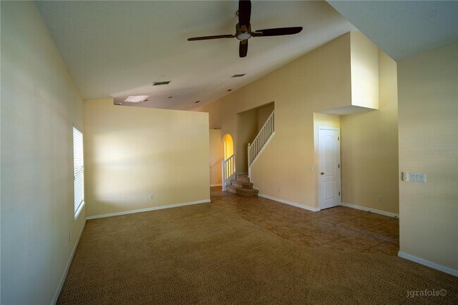 Foto del edificio - 2136 Shadow Creek Dr