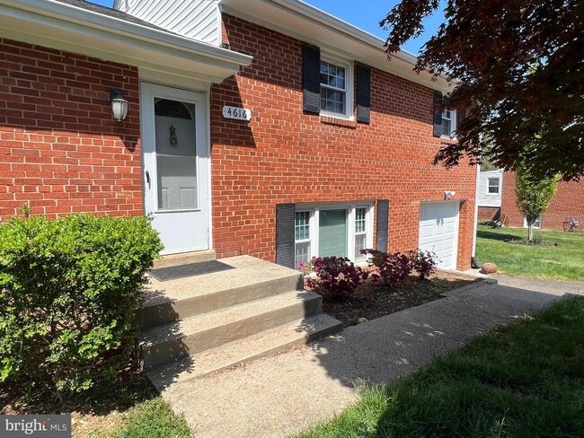 Foto del edificio - 4616 Willow Run Dr