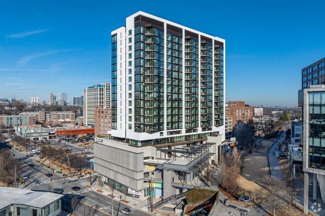 Building Photo - Signal House