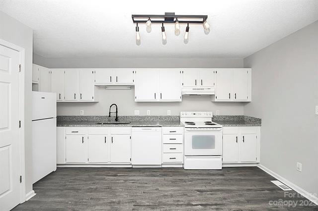 Building Photo - 1711 Inspired Way