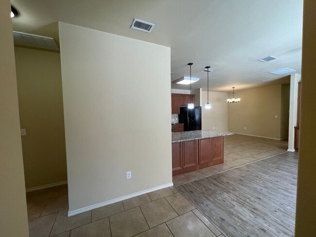 Foto del edificio - 4422 105th St
