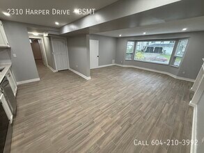 Building Photo - 2310 Harper Dr