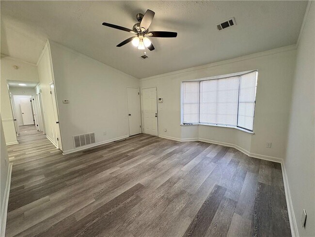 Foto del edificio - 3929 Flakes Mill Rd