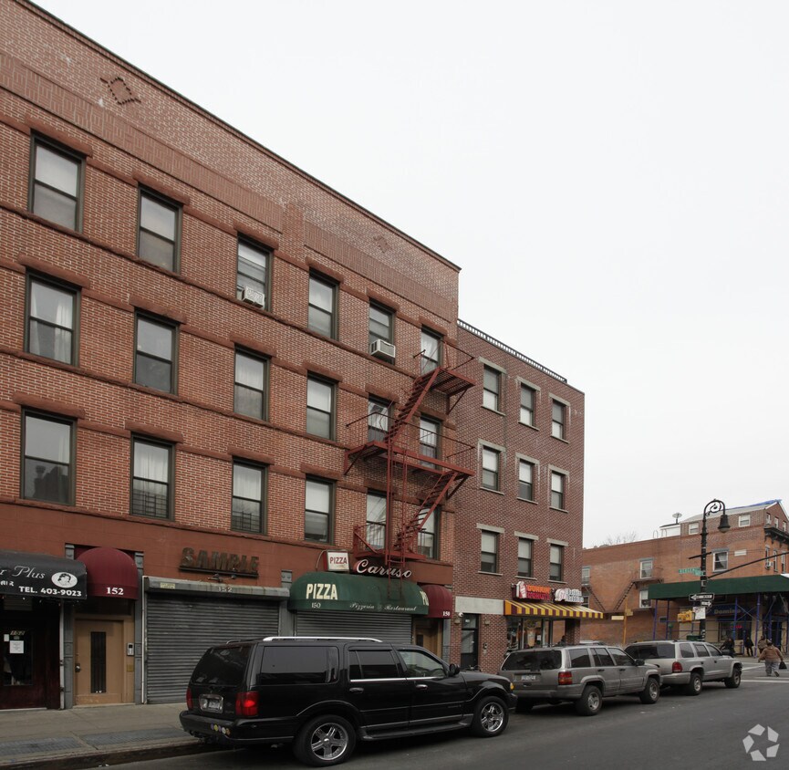 Primary Photo - 150 Smith St