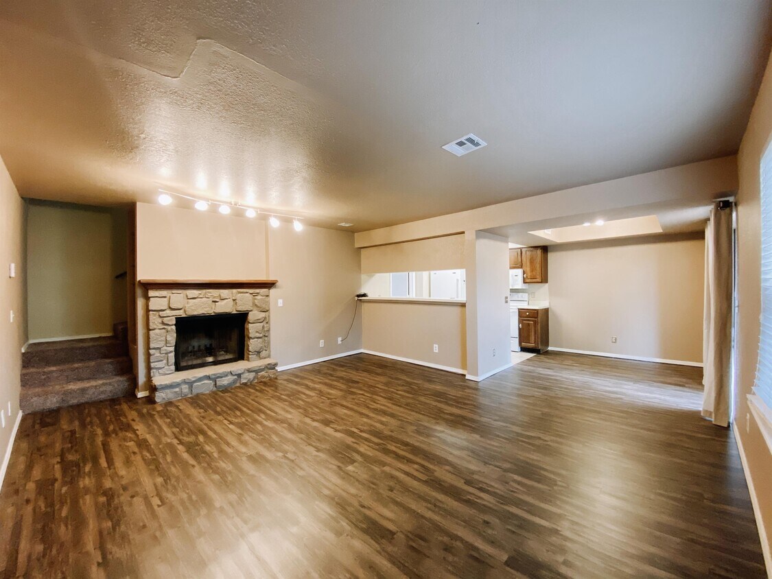 14421 N Pennsylvania Ave Unit 22 F, Oklahoma City, OK 73134