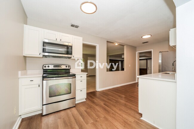 Building Photo - 2064 KITTY ST, JACKSONVILLE, FL 32246