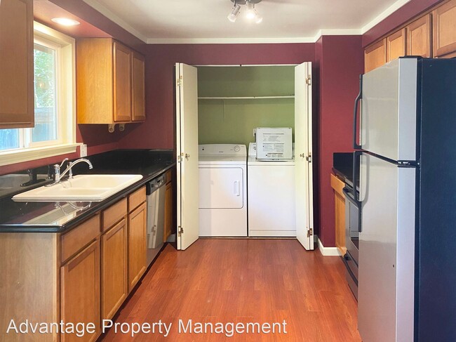 Building Photo - 2 br, 1 bath House - 1250 NW 23rd Street A...