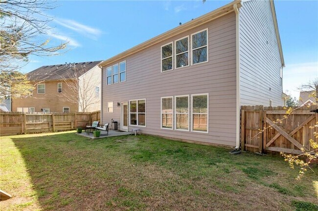 Foto del edificio - 1565 Hedington Cir SE