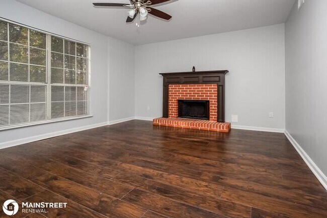 Building Photo - 110 Crystal Green Ct, College Park, GA 30349
