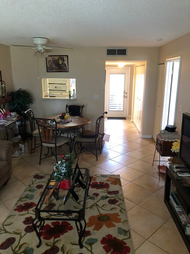 6770 Royal Palm Blvd Unit L107, Margate, FL 33063 Condo for Rent in