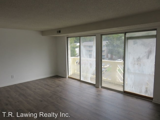 Building Photo - 9511 Shannon Green Dr