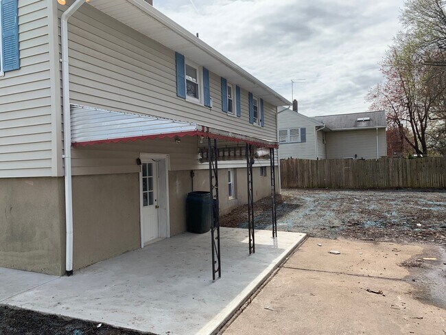 Photo - COMING SOON !! Spacious 3BR/2BA Home in a ...