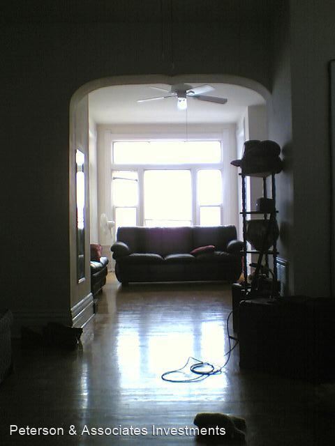 Foto del edificio - 1138 N Wolcott Ave