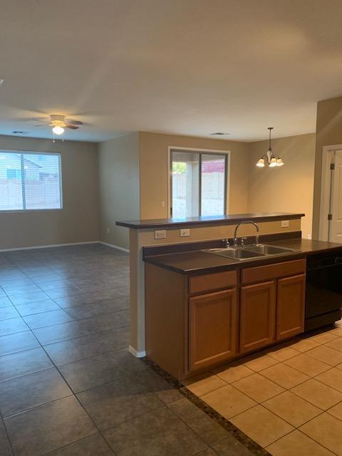 Foto del edificio - For Rent