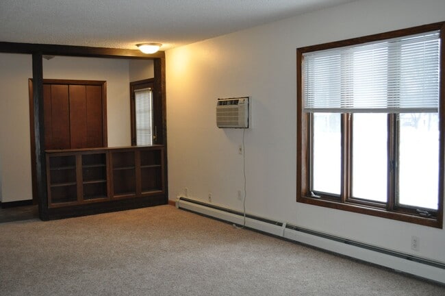 Building Photo - DBR-620/624 S 20th St.