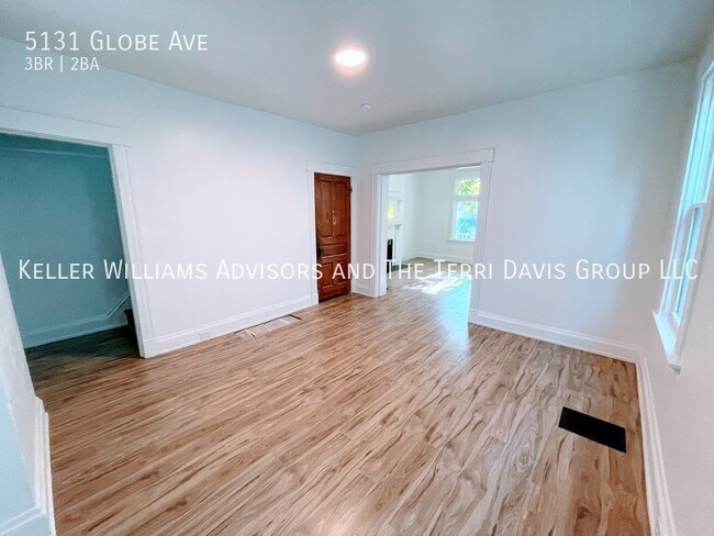Foto del edificio - 5131 Globe Ave