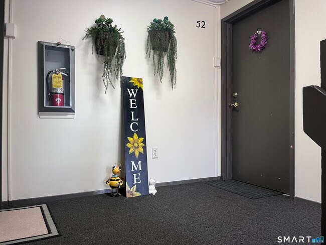 Foto del edificio - 52 Heather Ridge