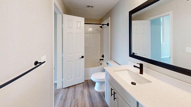 Interior Photo - Lakeline Villas