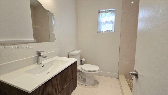 Foto del edificio - 1901 NW S River Dr