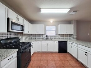 Building Photo - 16306 Kendons Way Ln