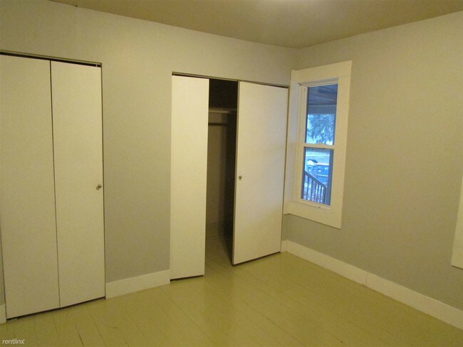 Foto del edificio - 4 br, 1 bath House - 220 Lane Ave SW