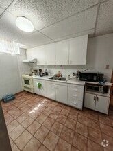 Building Photo - 42 Lapworth Cres