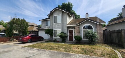 Building Photo - 1020 Stonridge Dr