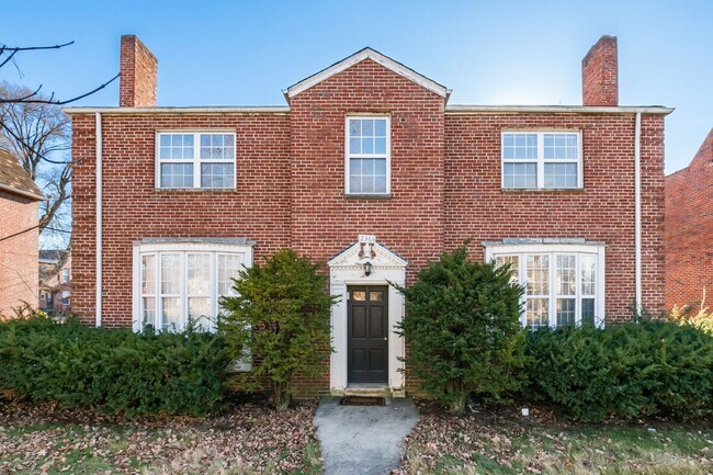 Foto del edificio - 2365 E Livingston Ave