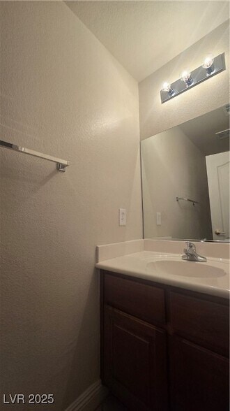 Foto del edificio - 9351 Pinewood Ridge St
