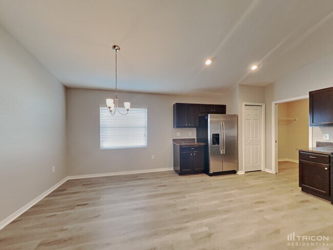 Foto del edificio - 3311 Mahogany Pointe Loop
