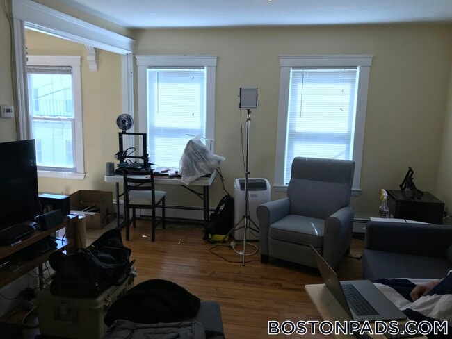 Building Photo - 7 Craigie Terrace