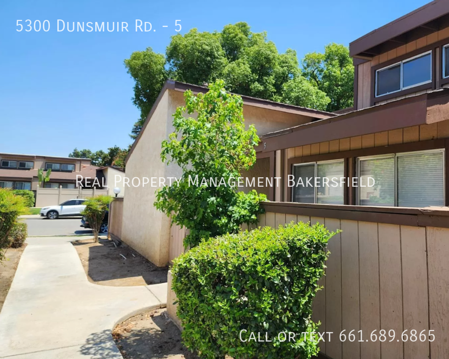 Primary Photo - 5300 Dunsmuir Rd