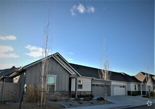 Building Photo - 1704-1706 Danny Boy Ln