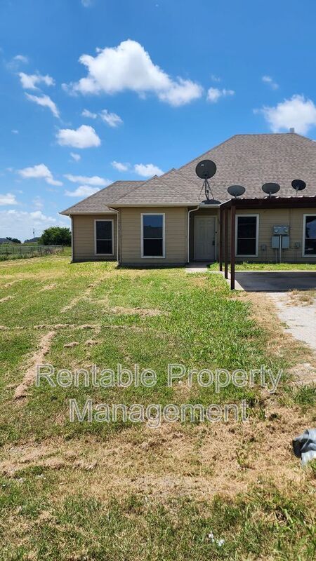 Foto principal - 110 Collett Ct